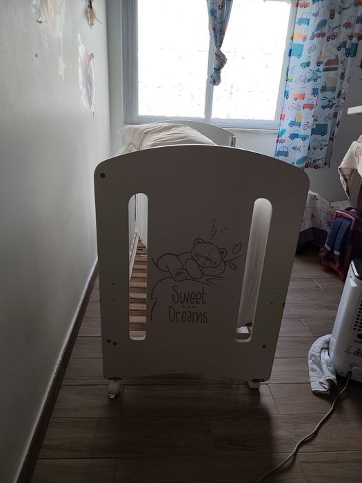 Berço com colchão