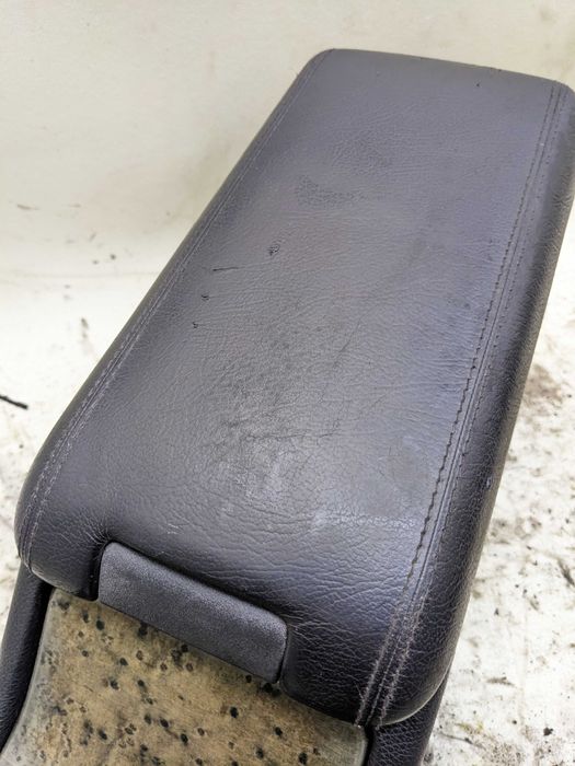 Mercedes E Klasa W210 Tunel Środkowy Podłokietnik