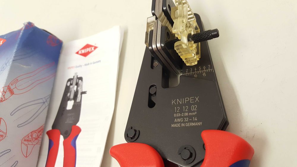 Nowy precyzyjny ściągacz izolacji KNIPEX 12 12 02 Profesjonalny