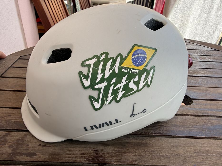 Capacete Bicicleta Trotinete Livall