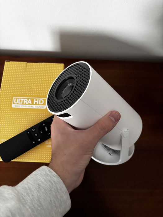 Projetor Portatil HY300 HD1280 NOVO