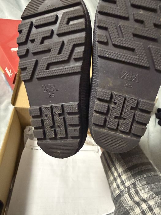 Чобітки zara розмір 25
