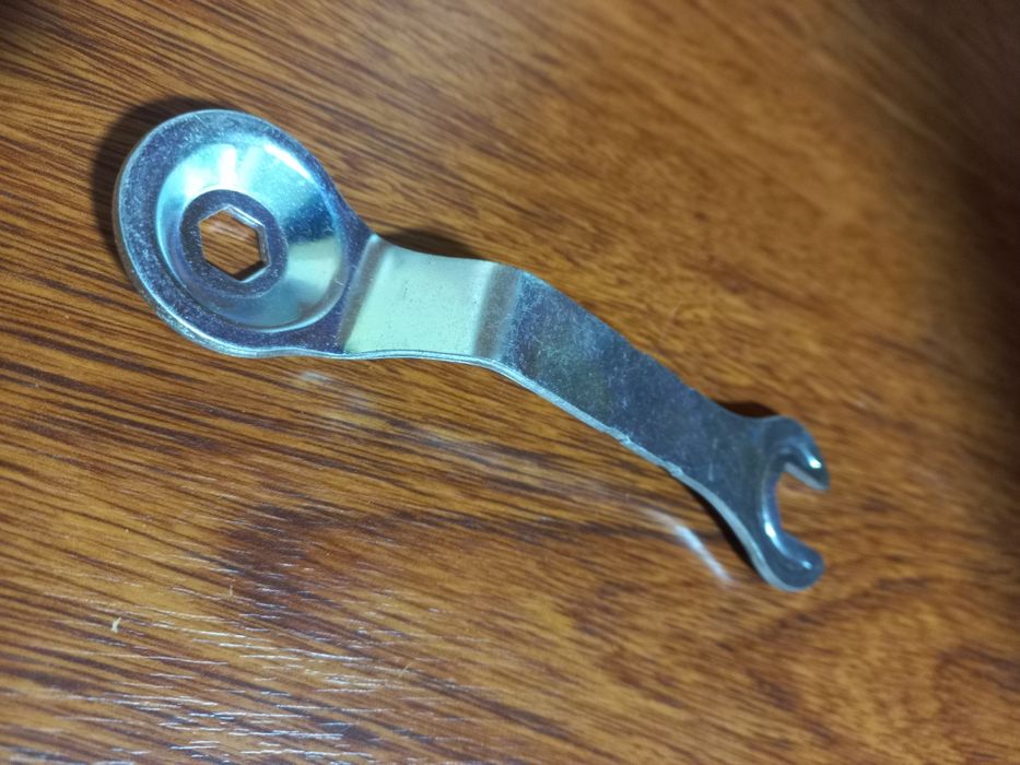 Ключ для пральної машини