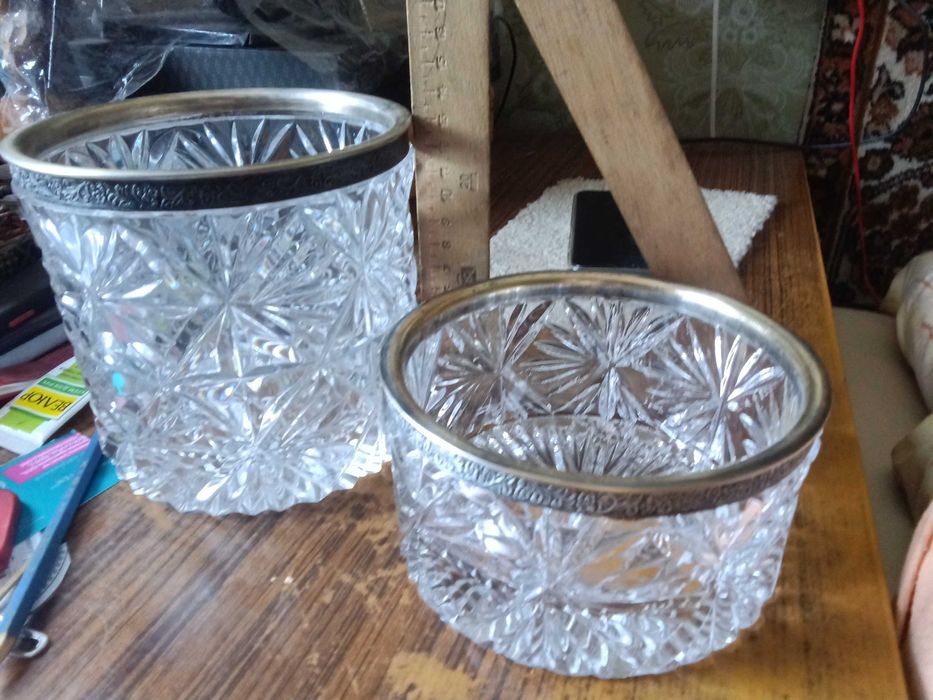 Ваза-хрусталь продам !