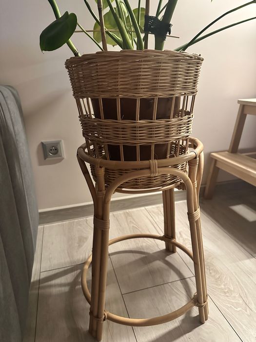 Stojak oraz donica Tolkning Ikea