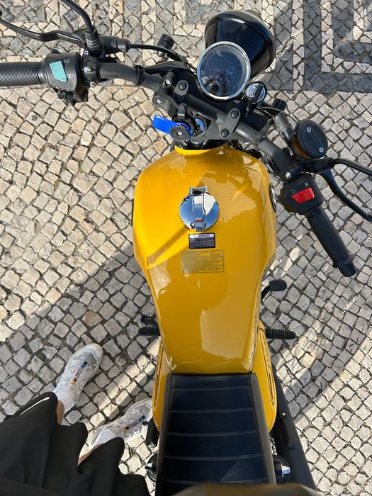 Bluroc Legend 125 | 2025 | 1.700 km