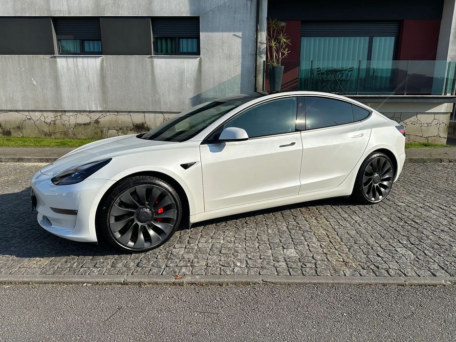 Tesla Model 3 Performance Dual Motor AWD