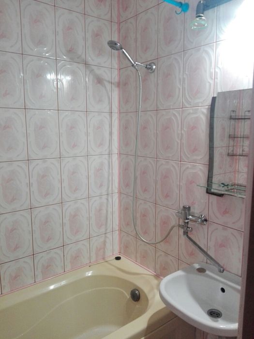 Здається по добово, квартира біля термального басейну.