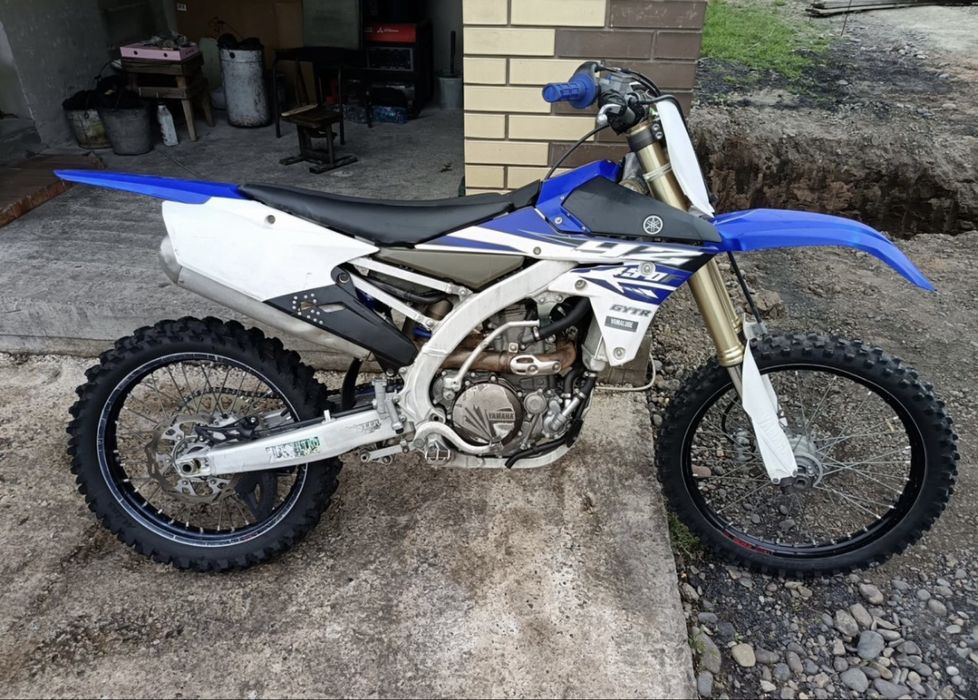 Yamaha yz450f мотоцикл