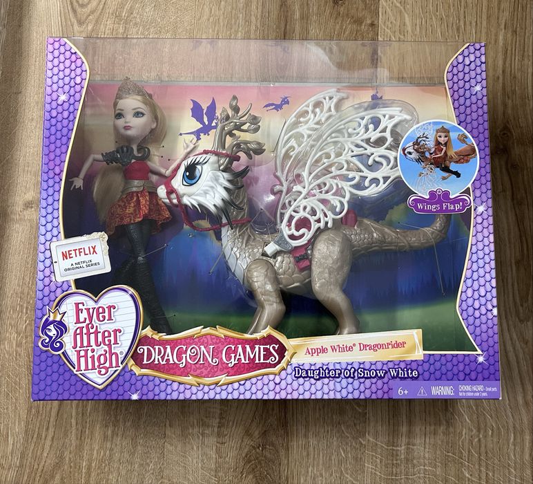 Лялька Ever After High Apple White Dragon Games Еппл Вайт Эппл Дракон