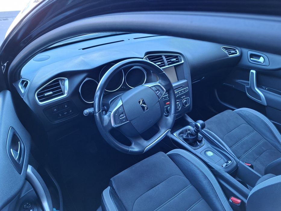DS4 CROSSBACK 1.6 HDI 120Cv com 125000km de 2017
