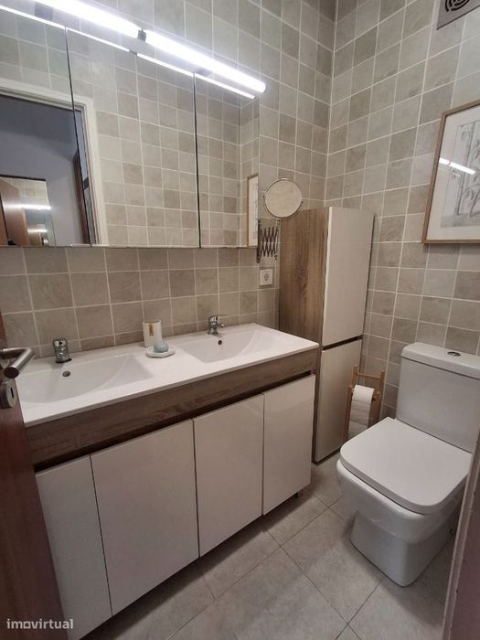 Apartamento, para arrendamento, Cascais - Carcavelos e Parede