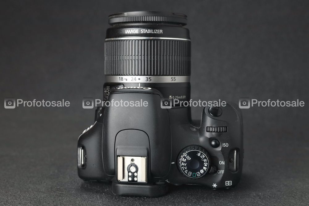 Фотоапарат Canon EOS 550D kit 18-55mm IS