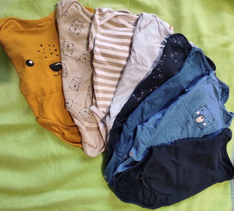 Продам дитячий одяг