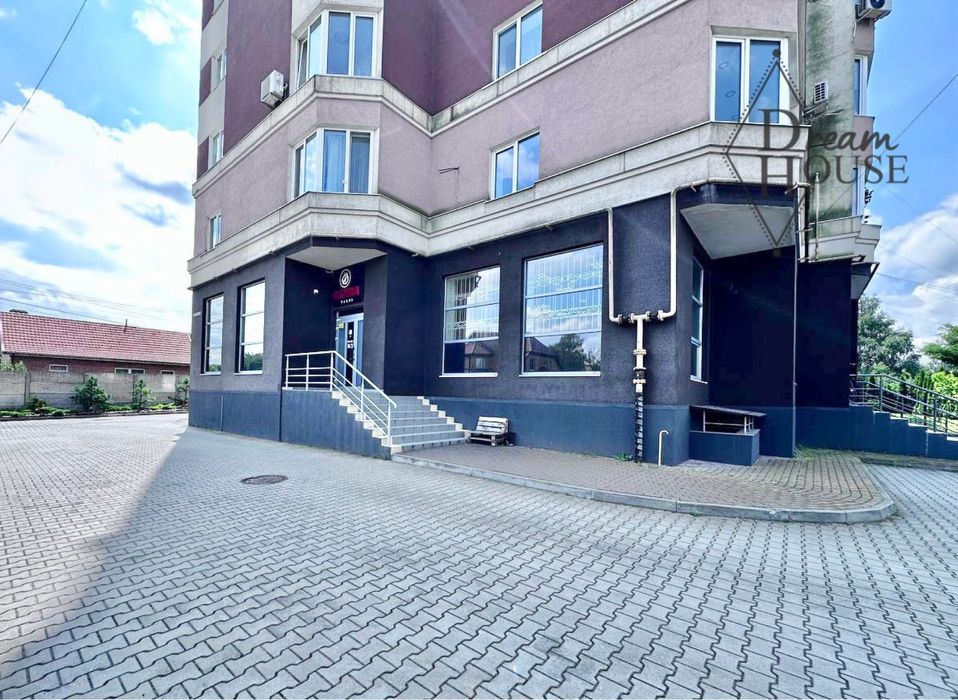 Продаж комерційного приміщення у новобудові