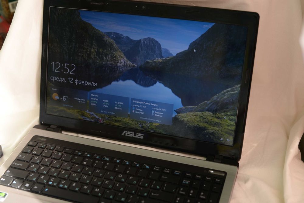 Ноутбук Asus K53S 15,6 Intel i3-2350М 8 RAM,SSD+ HDD,Windows 10