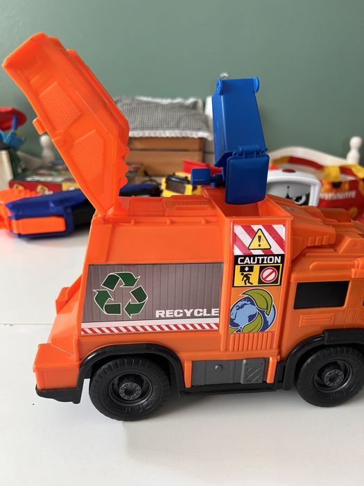 Camião de Recolha de Lixo - com sons e luzes