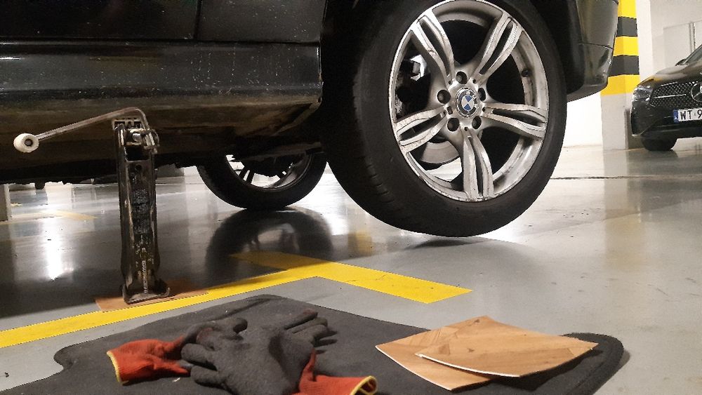 BMW E39 2001 298т.км