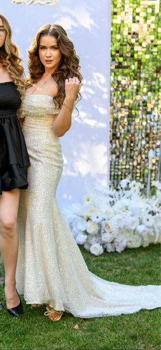 Продам Вечірню/Випускню сукню