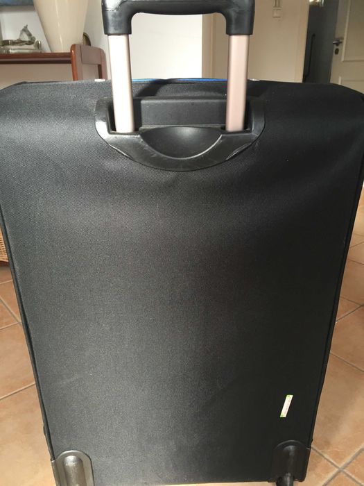 Mala de viagem/de porão Marca Benetton-Troley com rodas