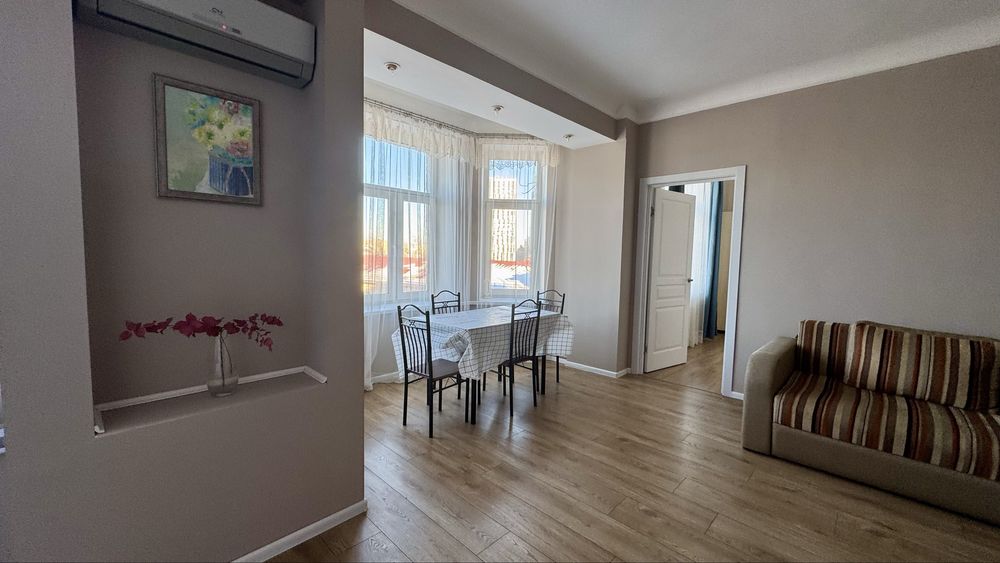 Оренда 3-кімнатна проспект Повітряних Сил, 25