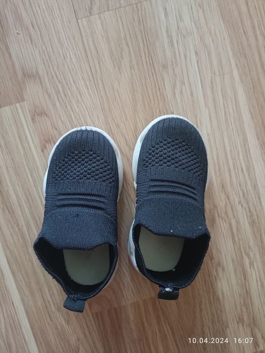 Кеди/кросівки/мокасини дитячі