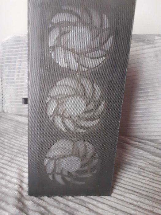 Vende-se computador com apenas 3 meses de uso Nova praticamente