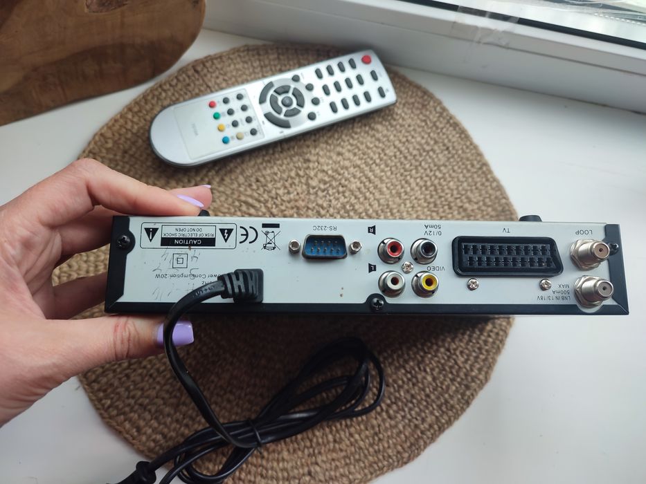 Спутниковый тюнер Eurosky es 4050
OLX.ua ОбъявлениEvroя Украины
Прилож