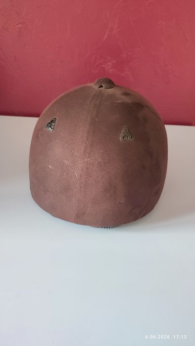 Toczek do jazdy konnej 56 cm