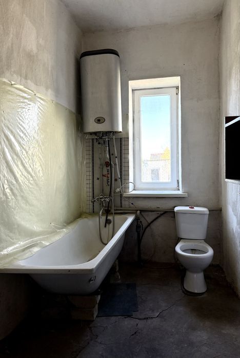 Будинок на березі р.Сухий Кагамлик с.Погреби