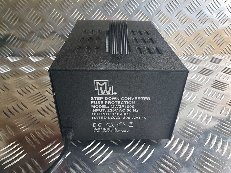 1 KW Перетворювач понижувач напруги з 220В в 110В