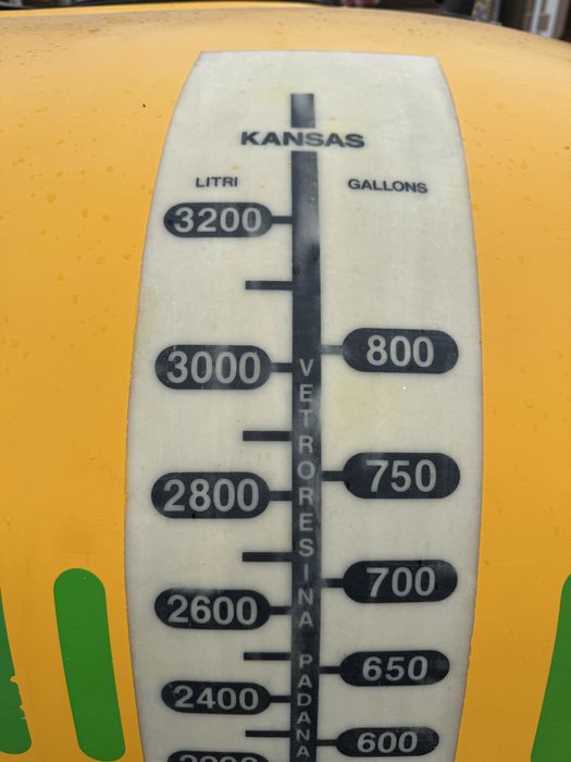 Оприскувач садовий на 3 000 літрів