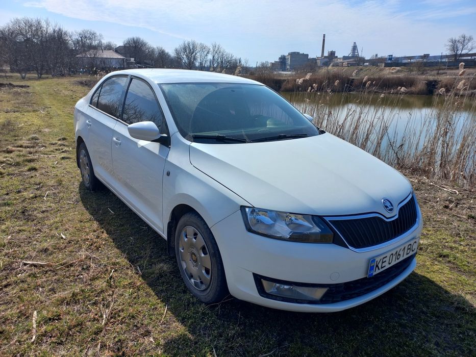 Шкода рапид 2013г.