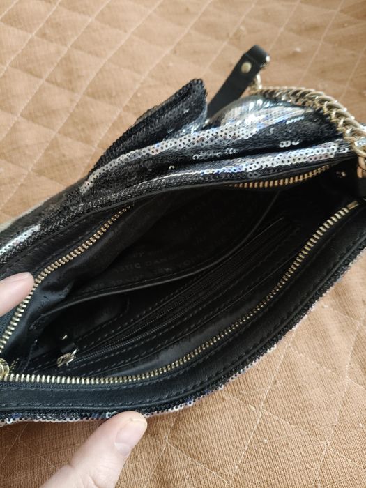 Сумка Kate Spade New York Black and Silver Sequin Clutch