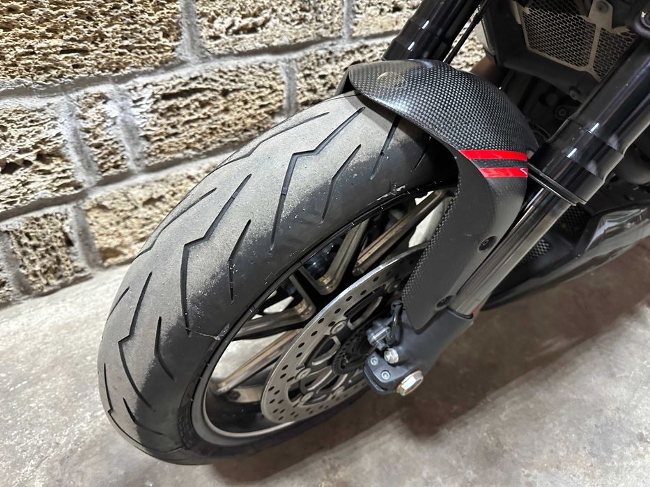 Ducati Diavel Carbon