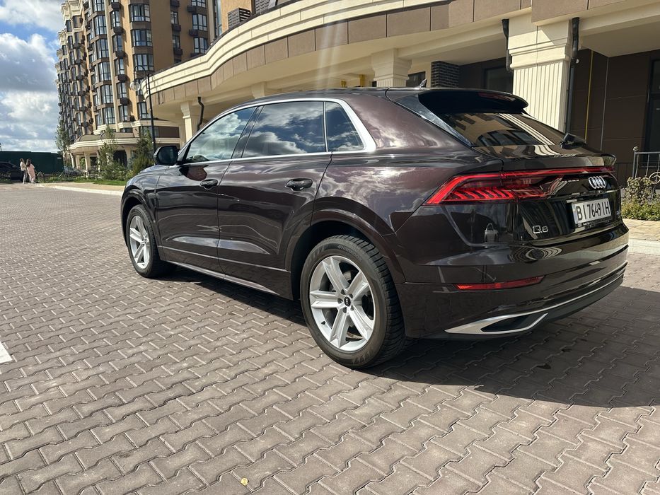 AUDI Q8 3.0 D 2021 офіц.