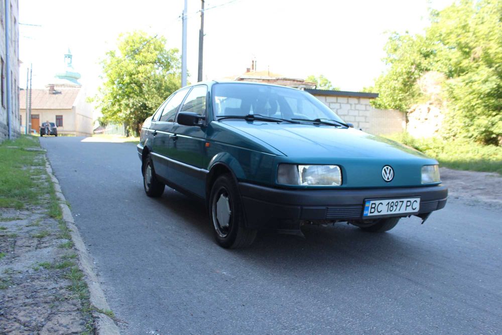 Volkswagen Passat 1993