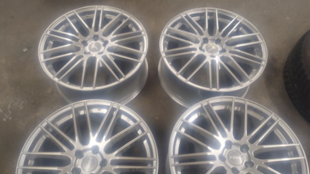 5x114,3 20 cali 8,5j et 45 rial felgi aluminiowe nowe/demo / powystawo