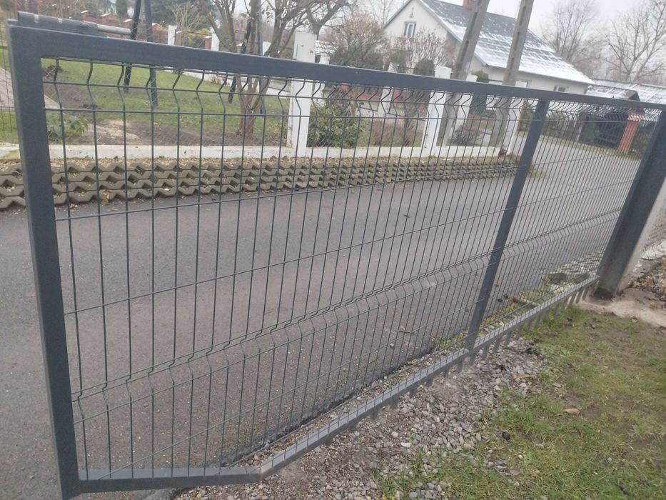 Sprzedam bramę ogrodzeniową