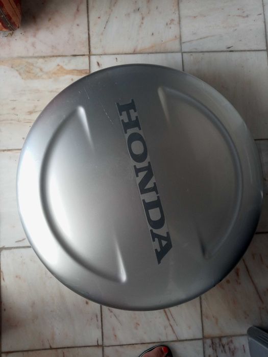 Protecçao de pneu suplente p jipe HONDA