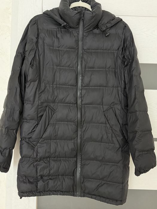 Подовжена куртка Zara