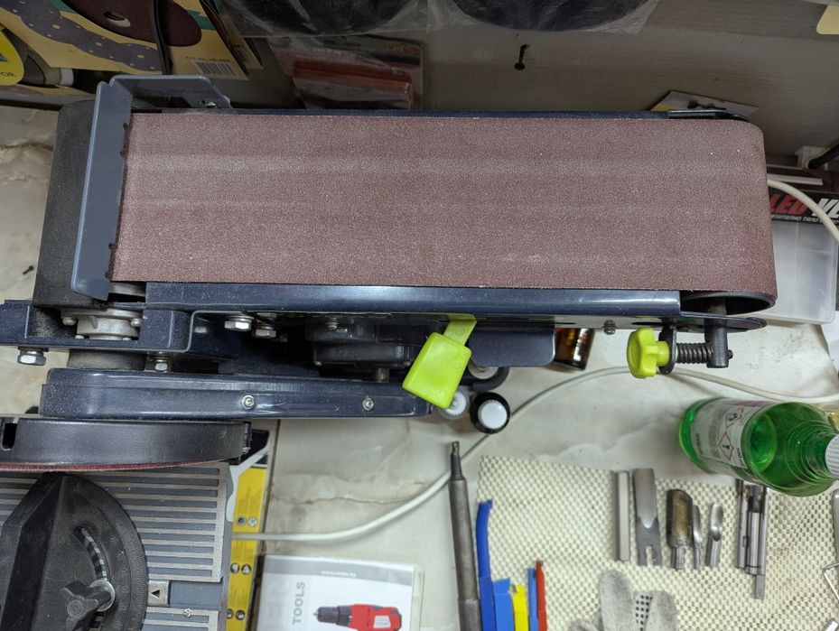 Всі деталі по телефону, я не є власником, мене попросили виставити.