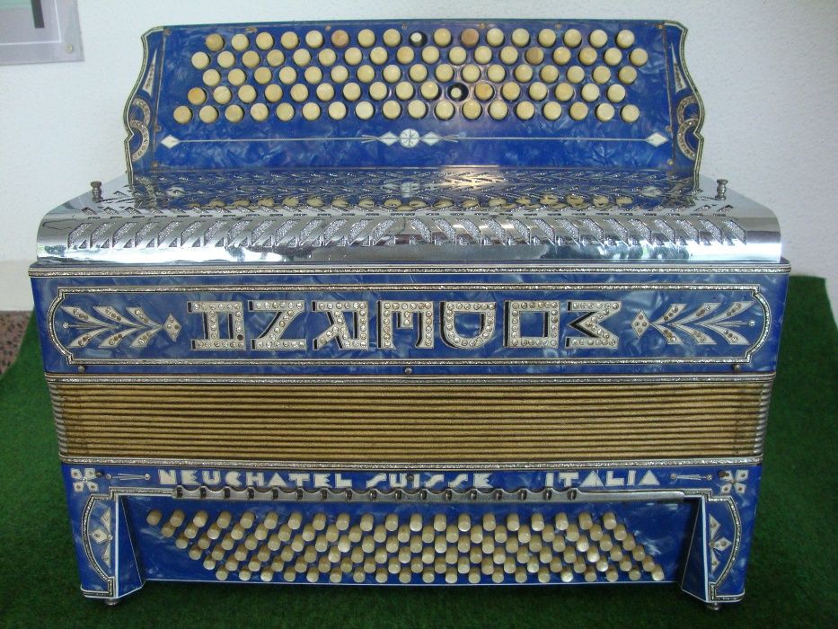 Acordeao Moderna Neuchatel Suissa Italia 3 Voz, N. 56