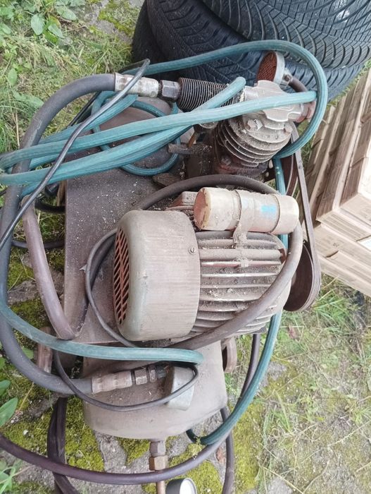 Kompresor sprężarka mocna sprawna 220v