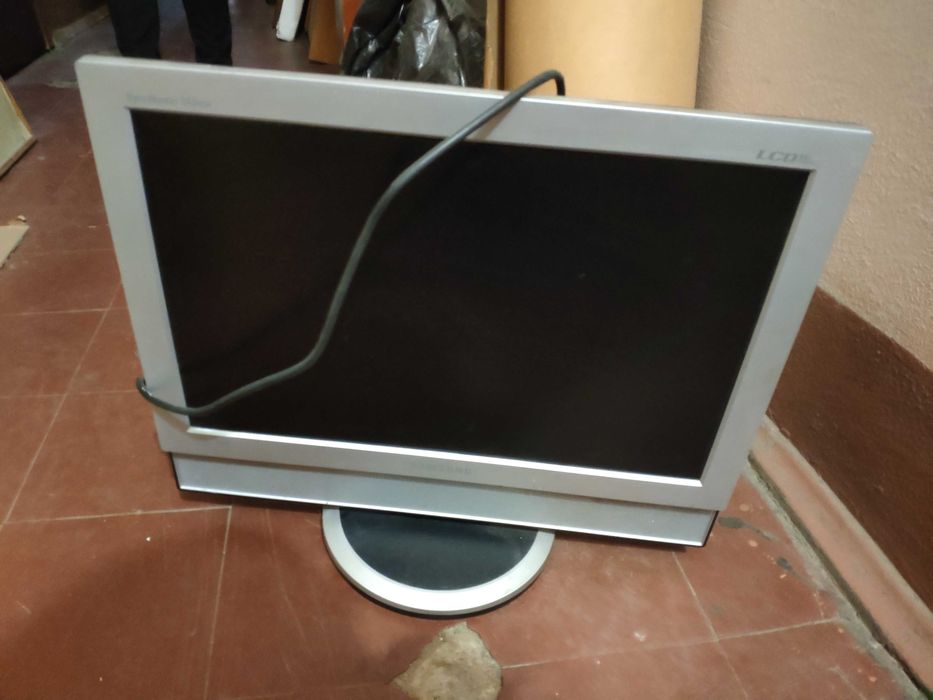 Монітор-телевізор 19" Samsung SyncMaster 940MW (Вбудовані колонки)