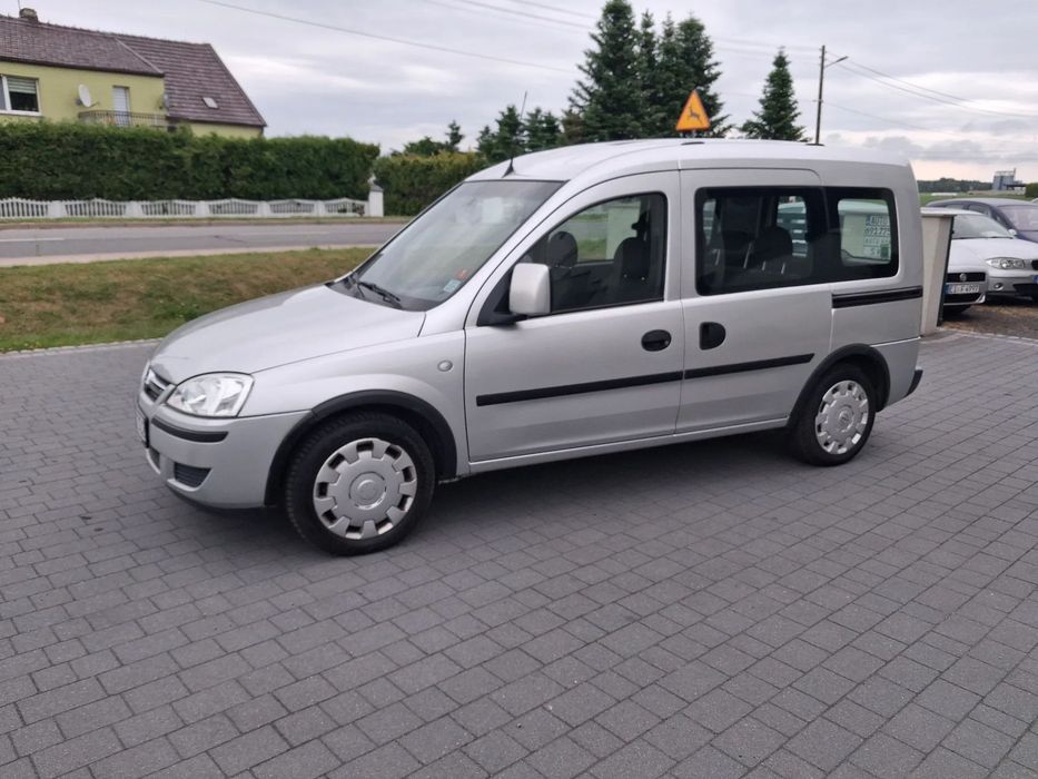 Opel Combo 2010 Rok, 1.4 benzyna, ŁADNY, Klima