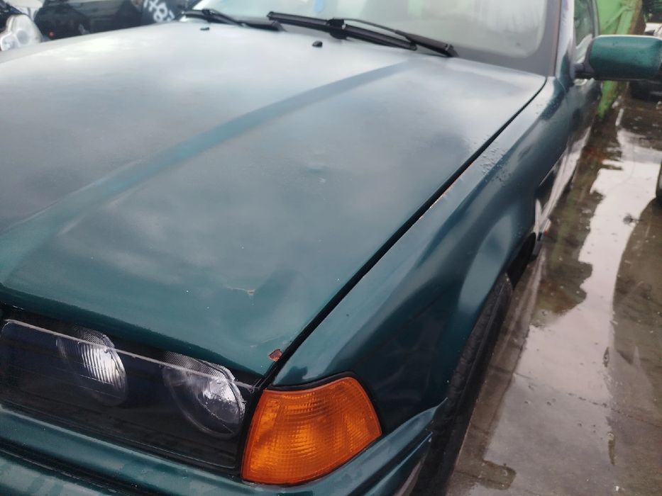 Capot BMW 3 Touring (E36)