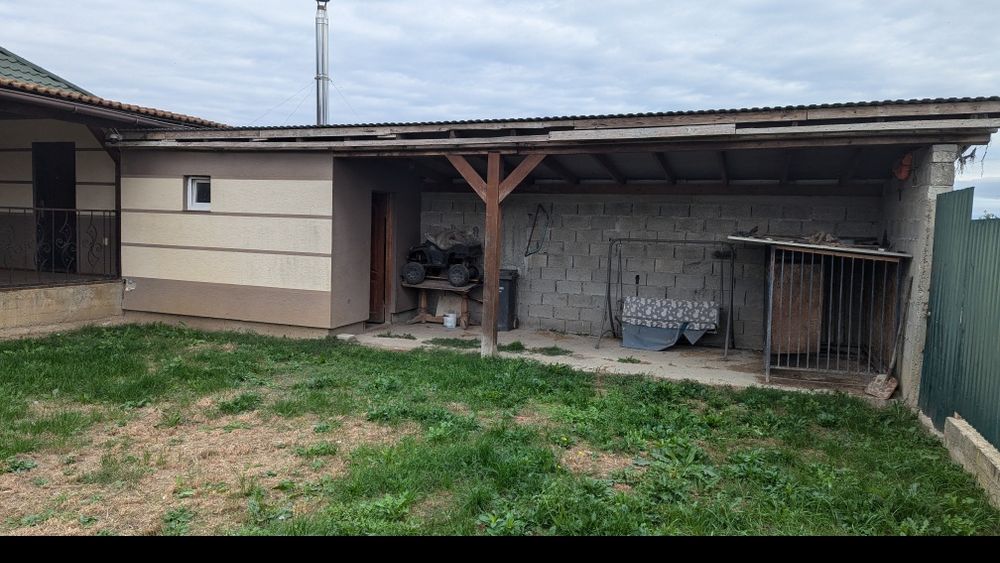 Продається будинок в с. Струмківка.