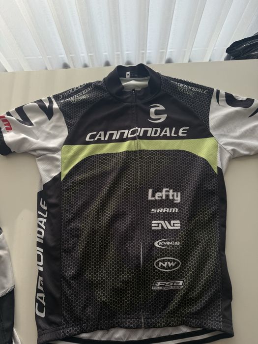 Equipamento ciclismo btt