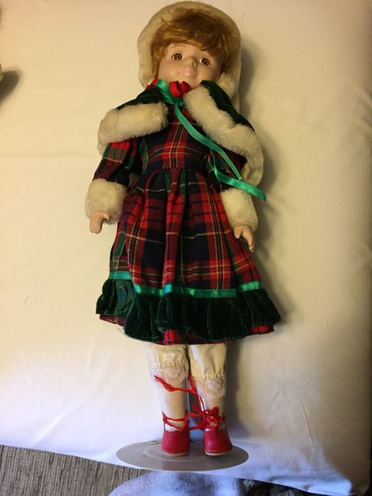 Bonecas de Porcelana c/ s/ suporte